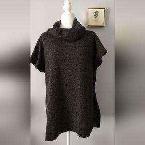 Sweater Cow Neck Loft  Short Sleeves Color Gray Size Small Good Condition